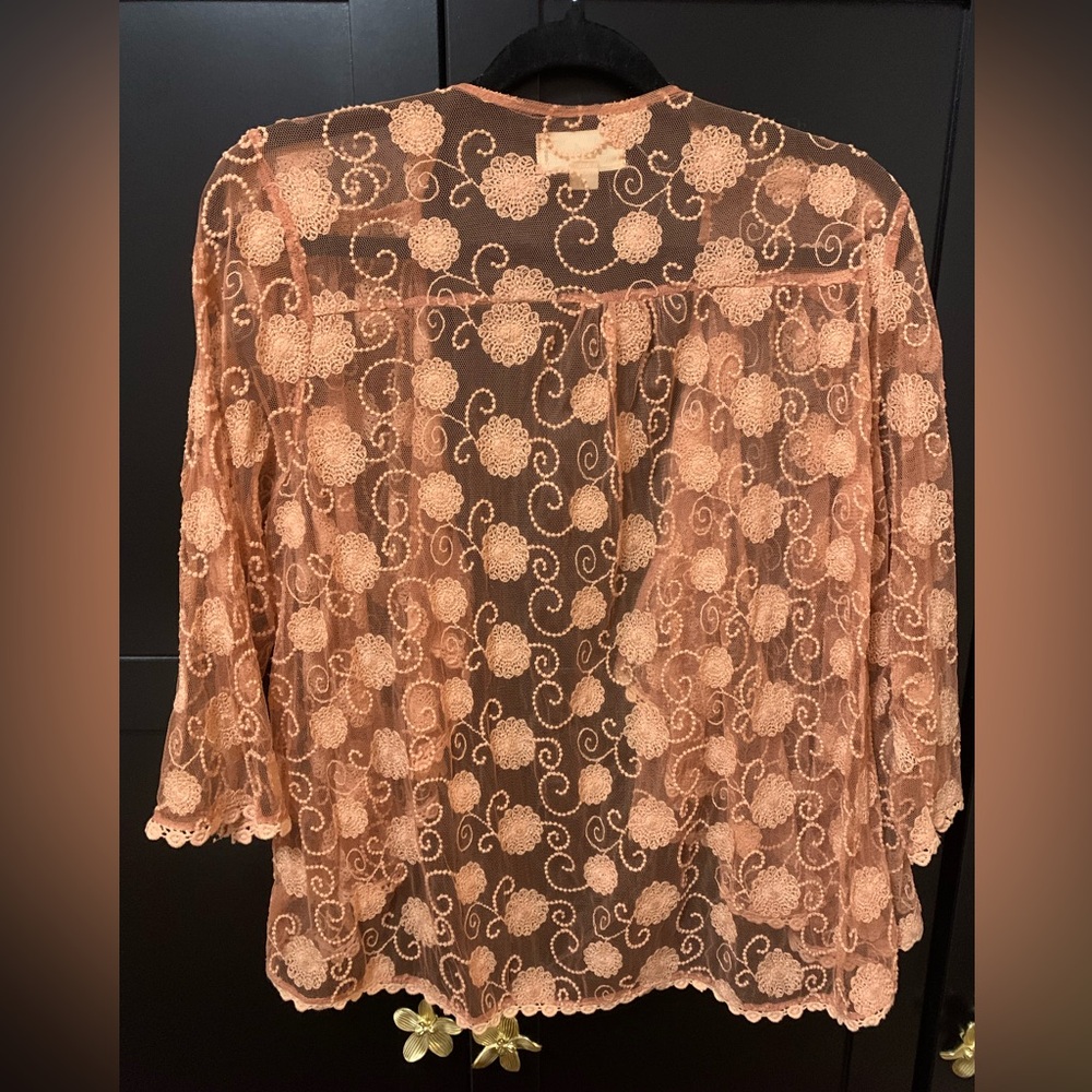 Lace Floral Kimono,Cardigan,size large,unique,feminine,cute,flirty,sweet - Picture 2 of 5